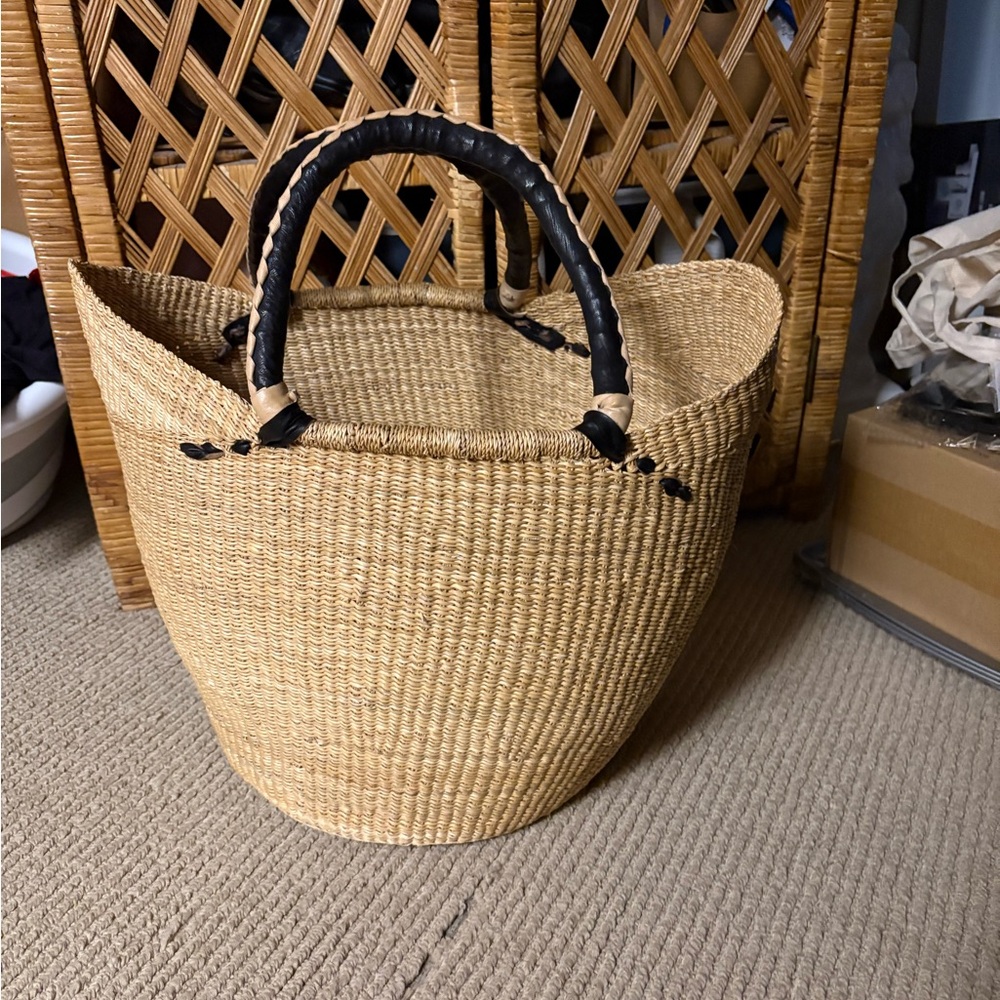 Bolga basket - Stylish Woven Tote Bag with Black Handles